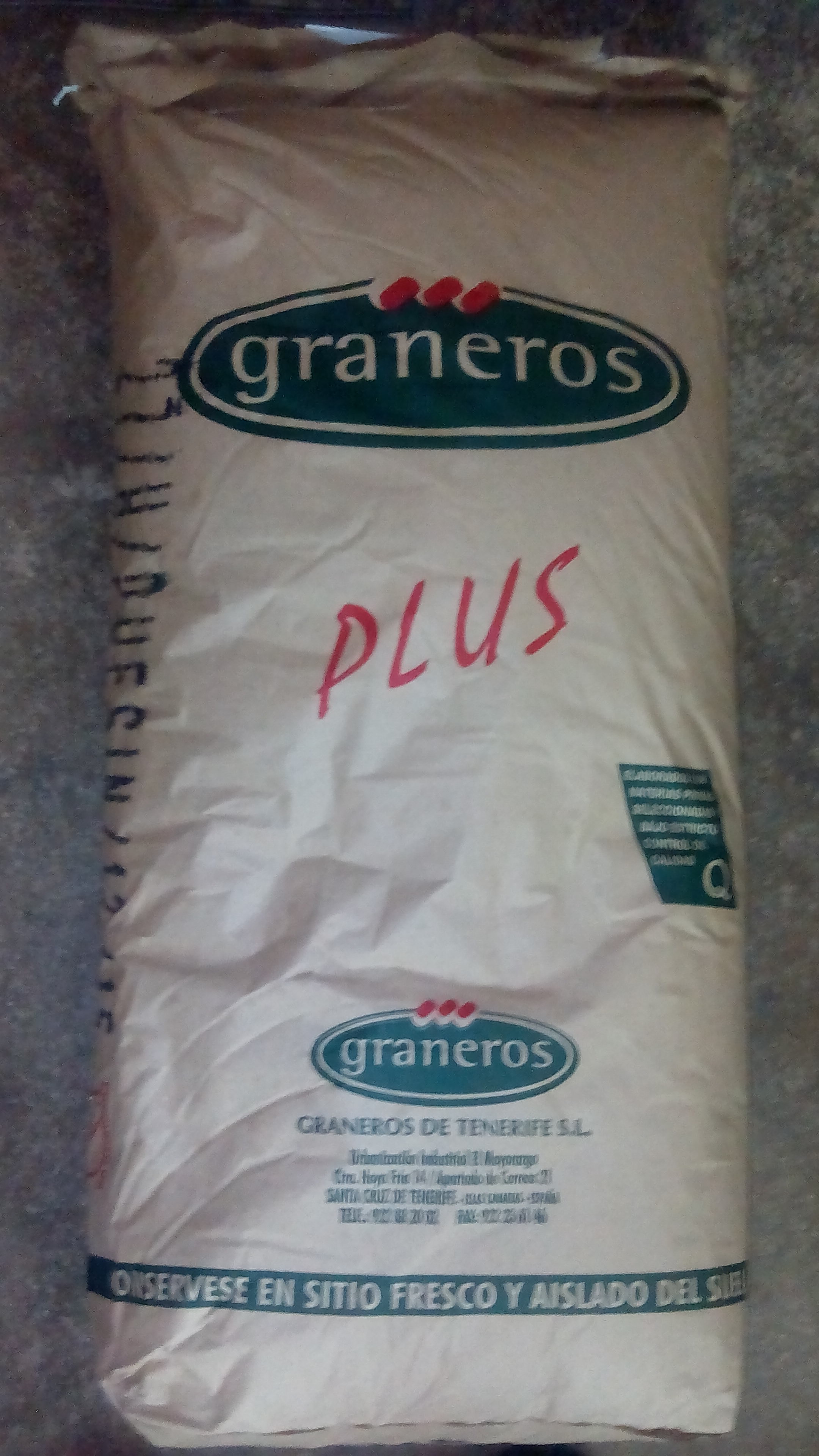 ALIMENTACION,HARINA,GALLINAS,PONEDORAS,GRANEROS,PLUS